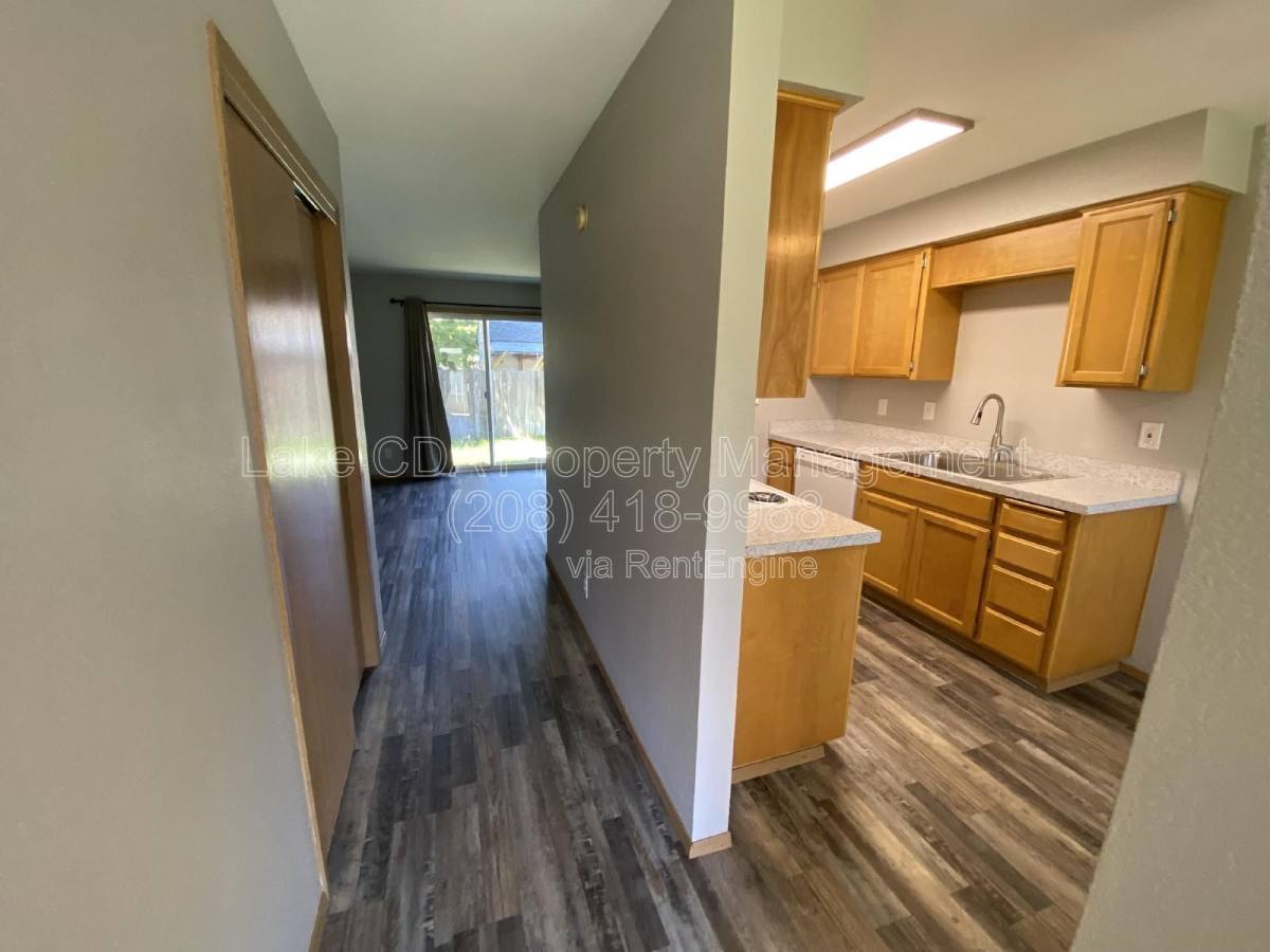 Apartment for rent at 1611 E Montana Ave, Coeur D Alene, ID 83814