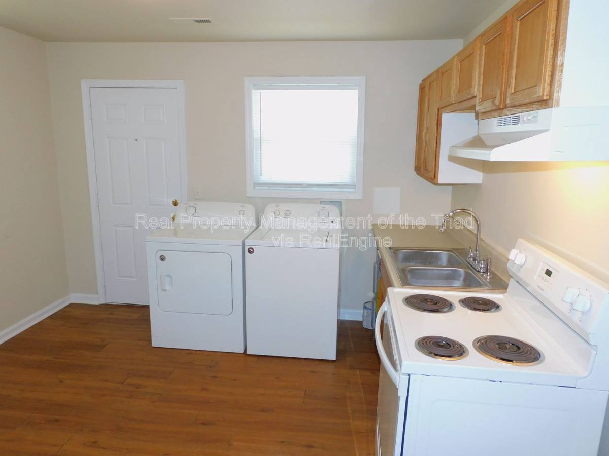 Apartment for rent at 2118 Everitt St #K, Greensboro, NC 27401