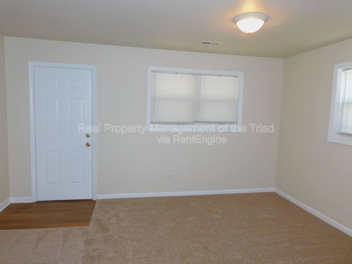 Apartment for rent at 2118 Everitt St #K, Greensboro, NC 27401