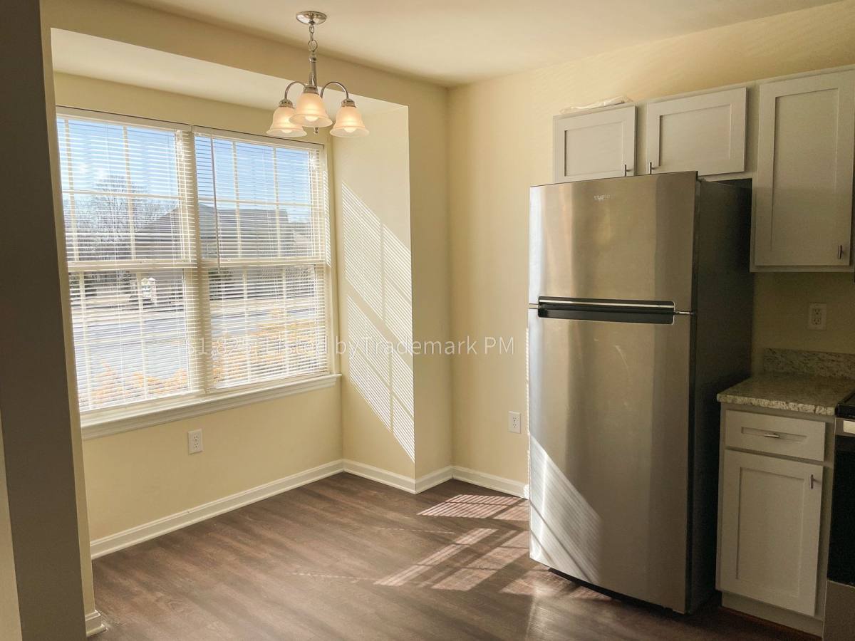 Townhouse for rent at 1921 Shady Oak Dr, Mount Joy, PA 17552