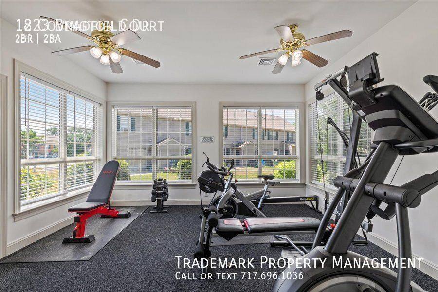 Townhouse for rent at 1921 Shady Oak Dr, Mount Joy, PA 17552