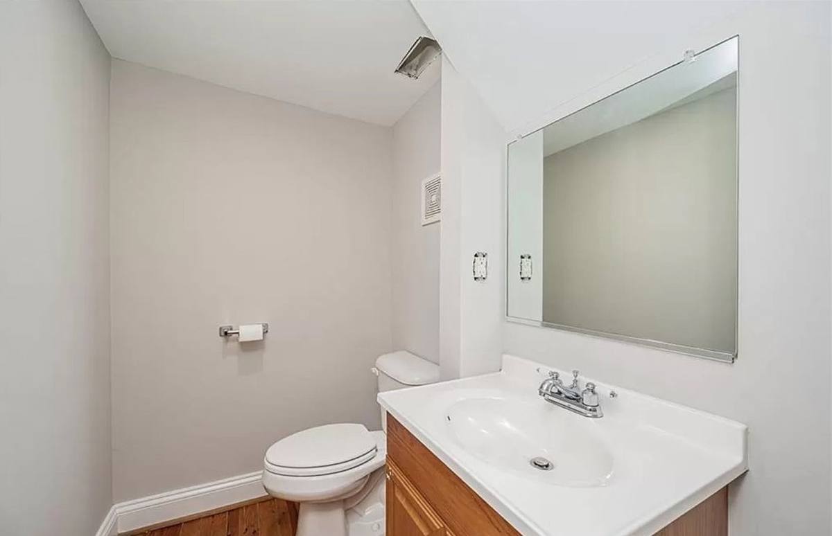 Apartment for rent at 513 S Laurel St, Richmond, VA 23220