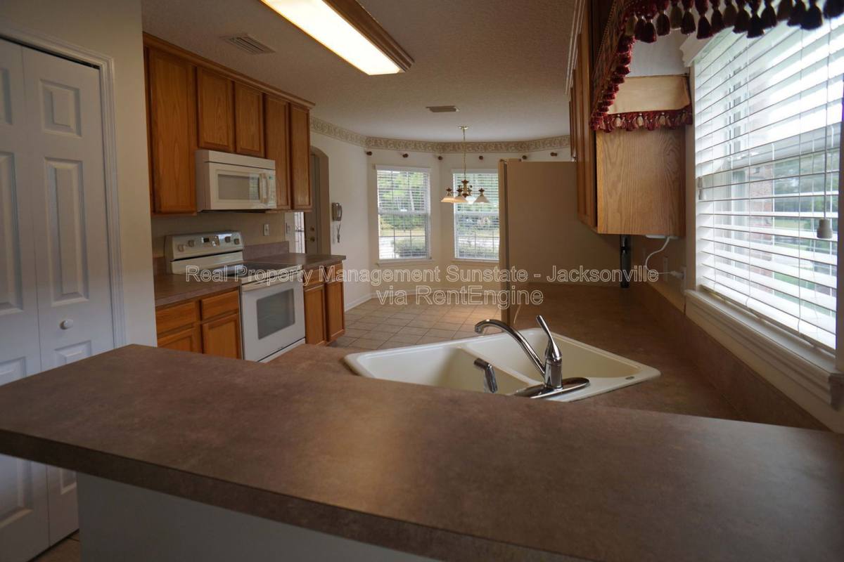 House for rent at 1721 Keswick Rd, Saint Augustine, FL 32084