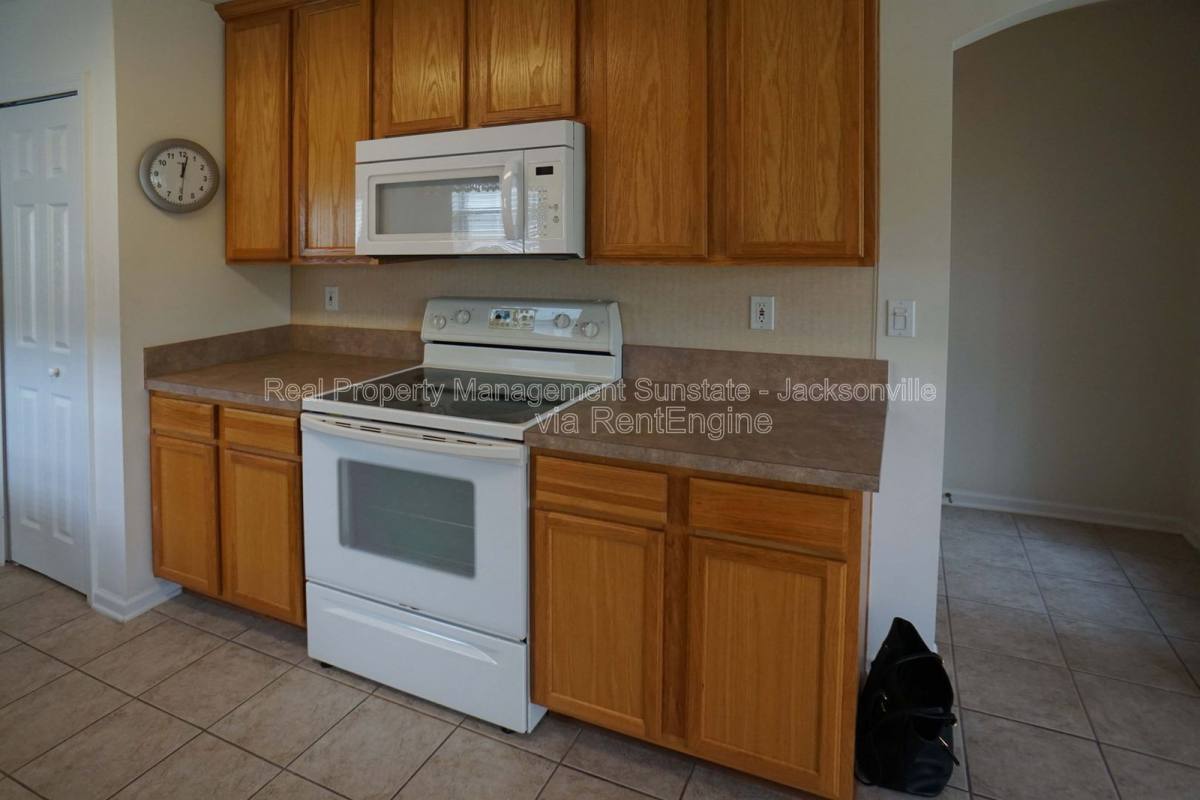 House for rent at 1721 Keswick Rd, Saint Augustine, FL 32084