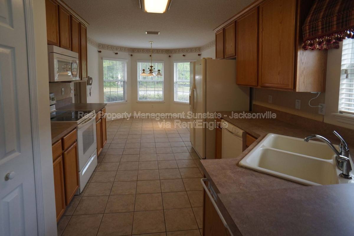 House for rent at 1721 Keswick Rd, Saint Augustine, FL 32084
