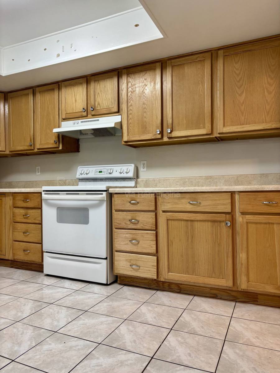 Apartment for rent at 929 Louisiana Ave, Saint Cloud, FL 34769