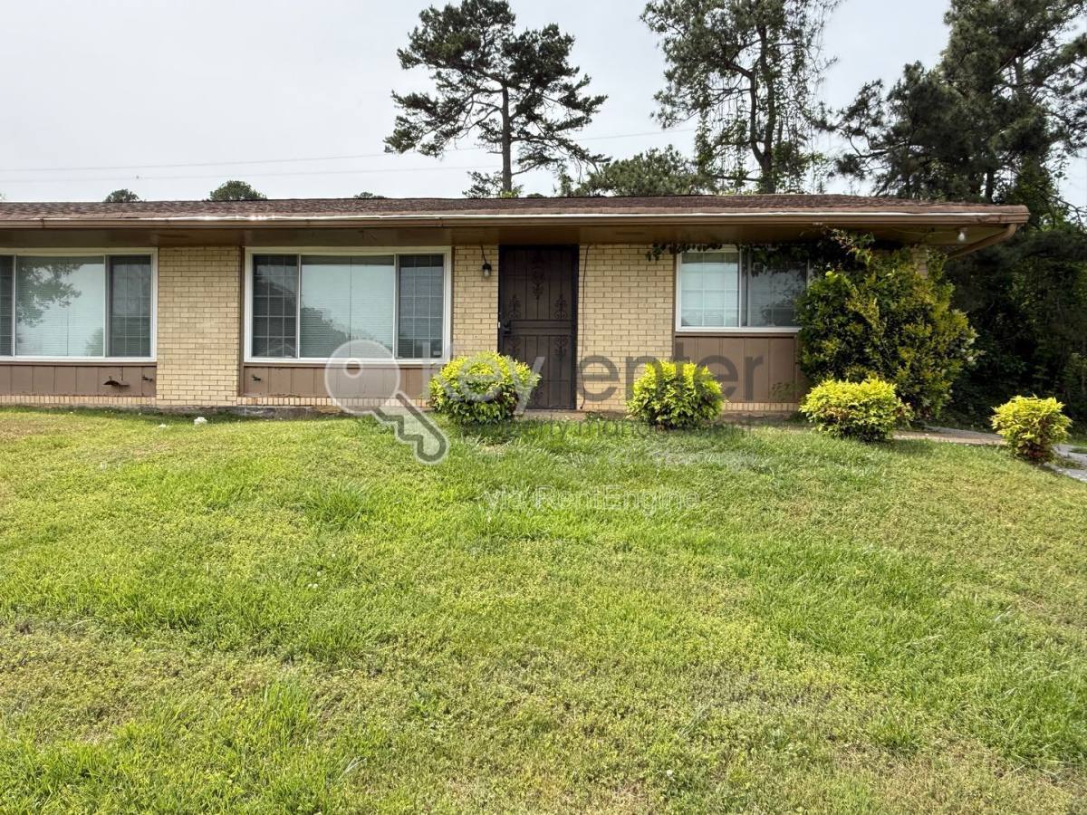 Apartment for rent at 3973 Teakwood Dr, Chattanooga, TN 37416