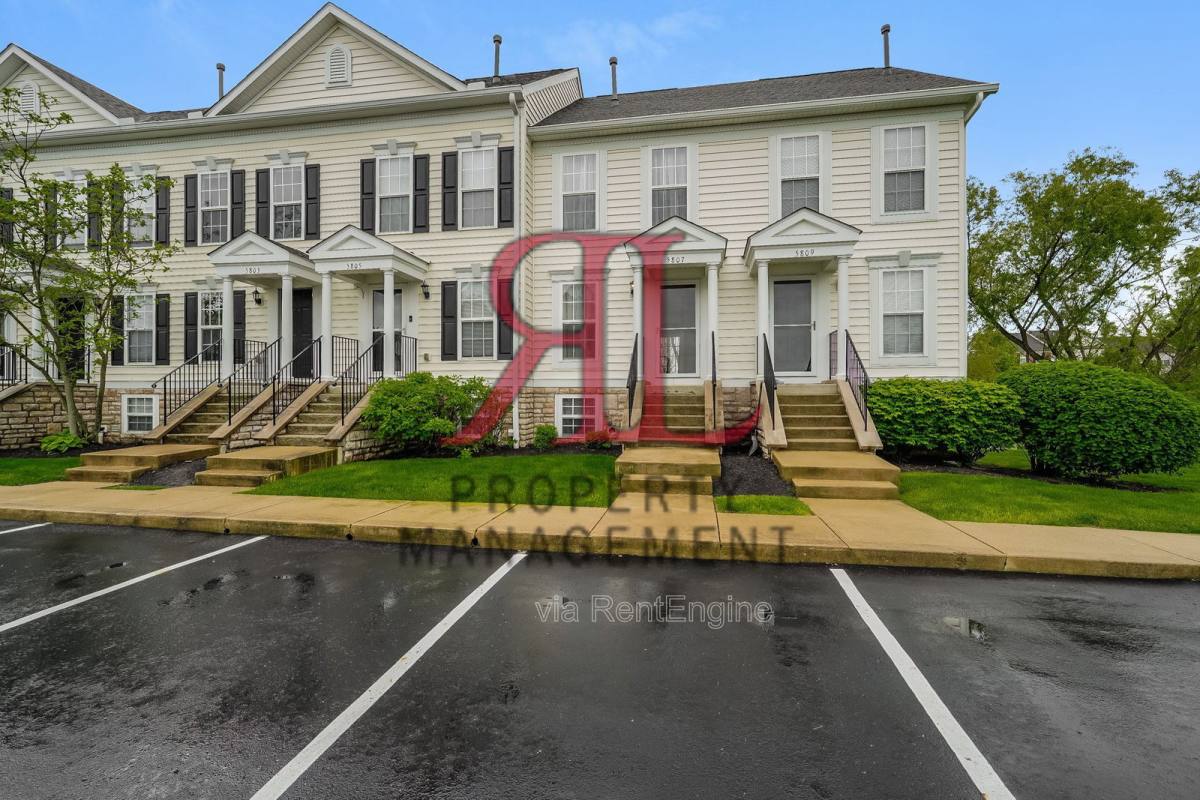 Townhouse for rent at 5807 Bridgehampton Dr, New Albany, OH 43054