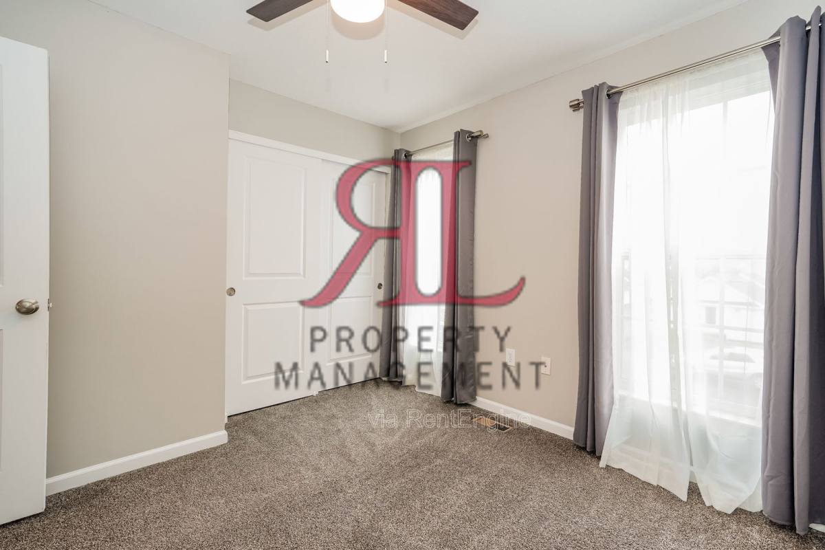 Townhouse for rent at 5807 Bridgehampton Dr, New Albany, OH 43054