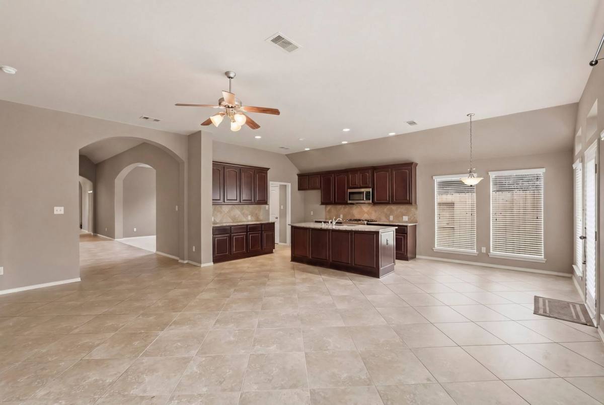 House for rent at 2935 Fair Chase Dr, Katy, TX 77494