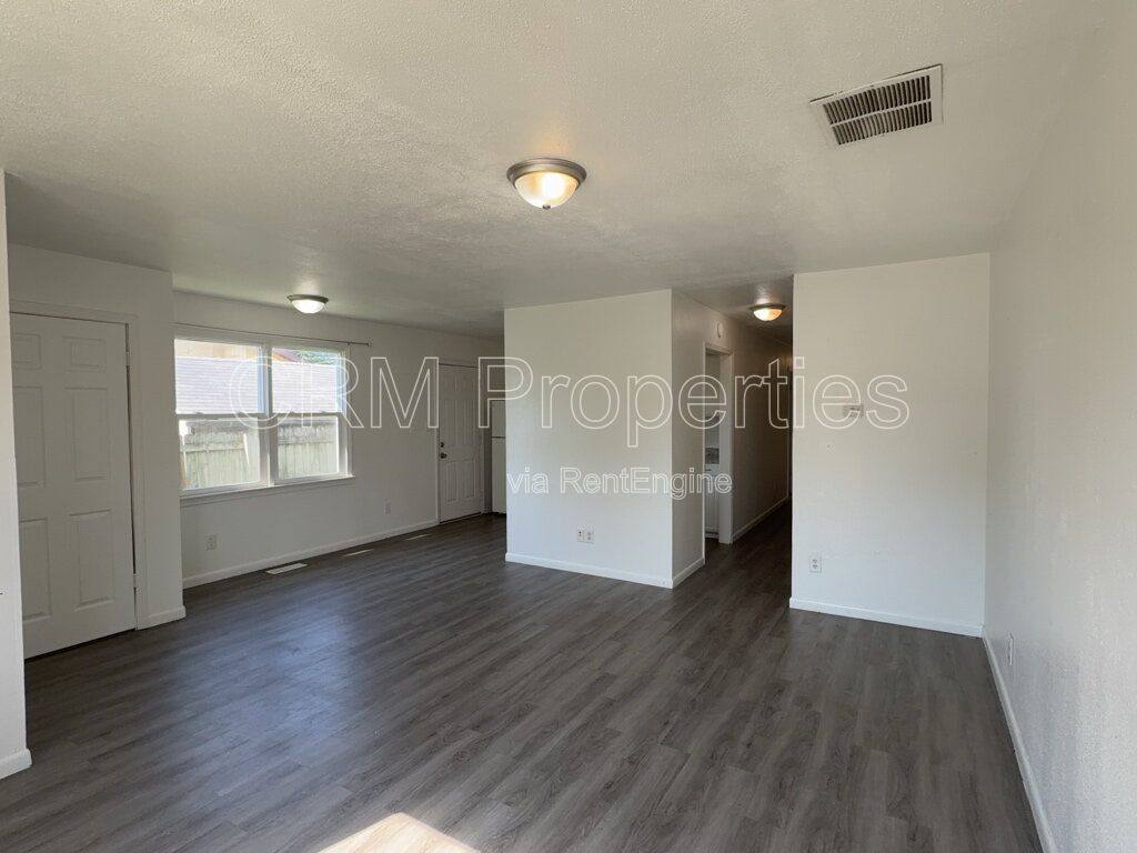 Apartment for rent at 1411 N Courtland Ave, Kokomo, IN 46901