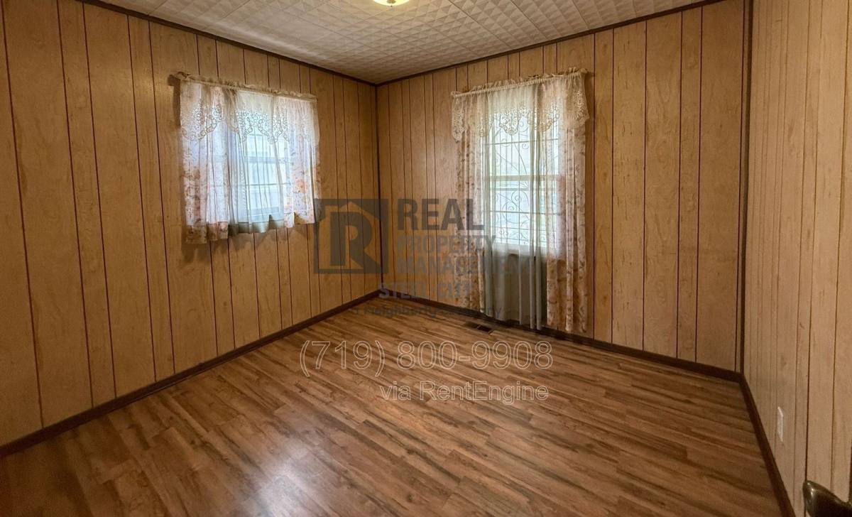 Apartment for rent at 1222 E 3rd St, Pueblo, CO 81001