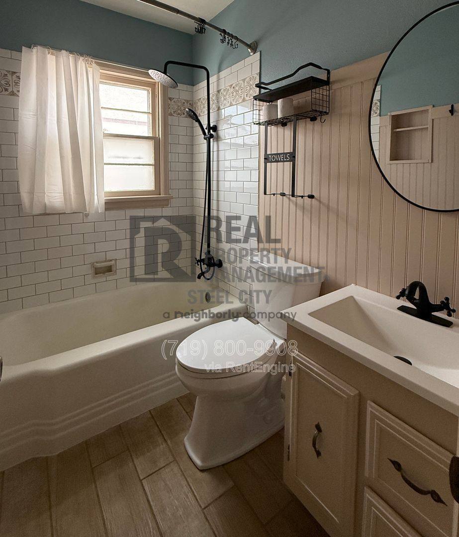 Apartment for rent at 1222 E 3rd St, Pueblo, CO 81001