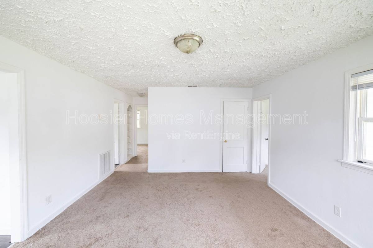 Apartment for rent at 6119 Nimitz Dr, Indianapolis, IN 46219