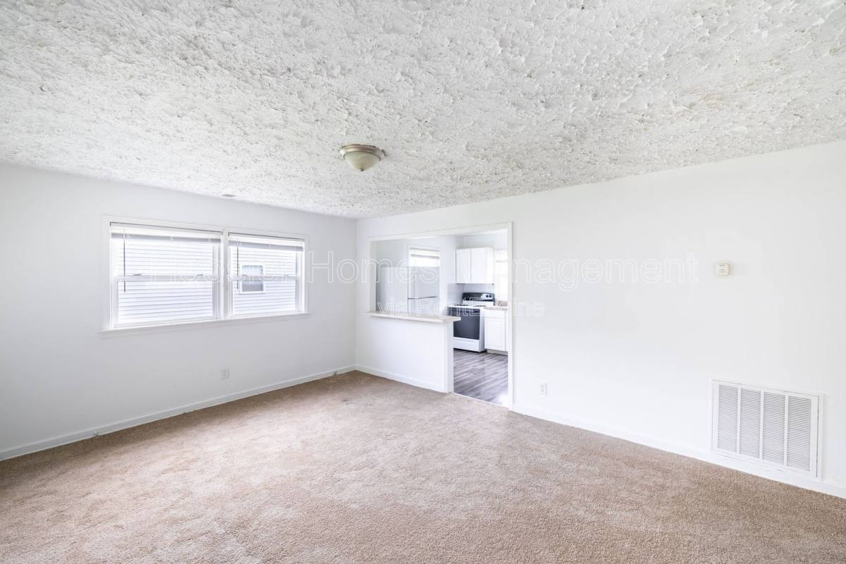 Apartment for rent at 6119 Nimitz Dr, Indianapolis, IN 46219