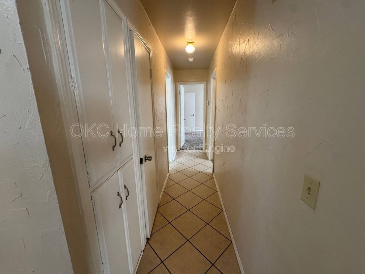 Apartment for rent at 3600 Willow Springs Dr, Oklahoma City, OK 73112