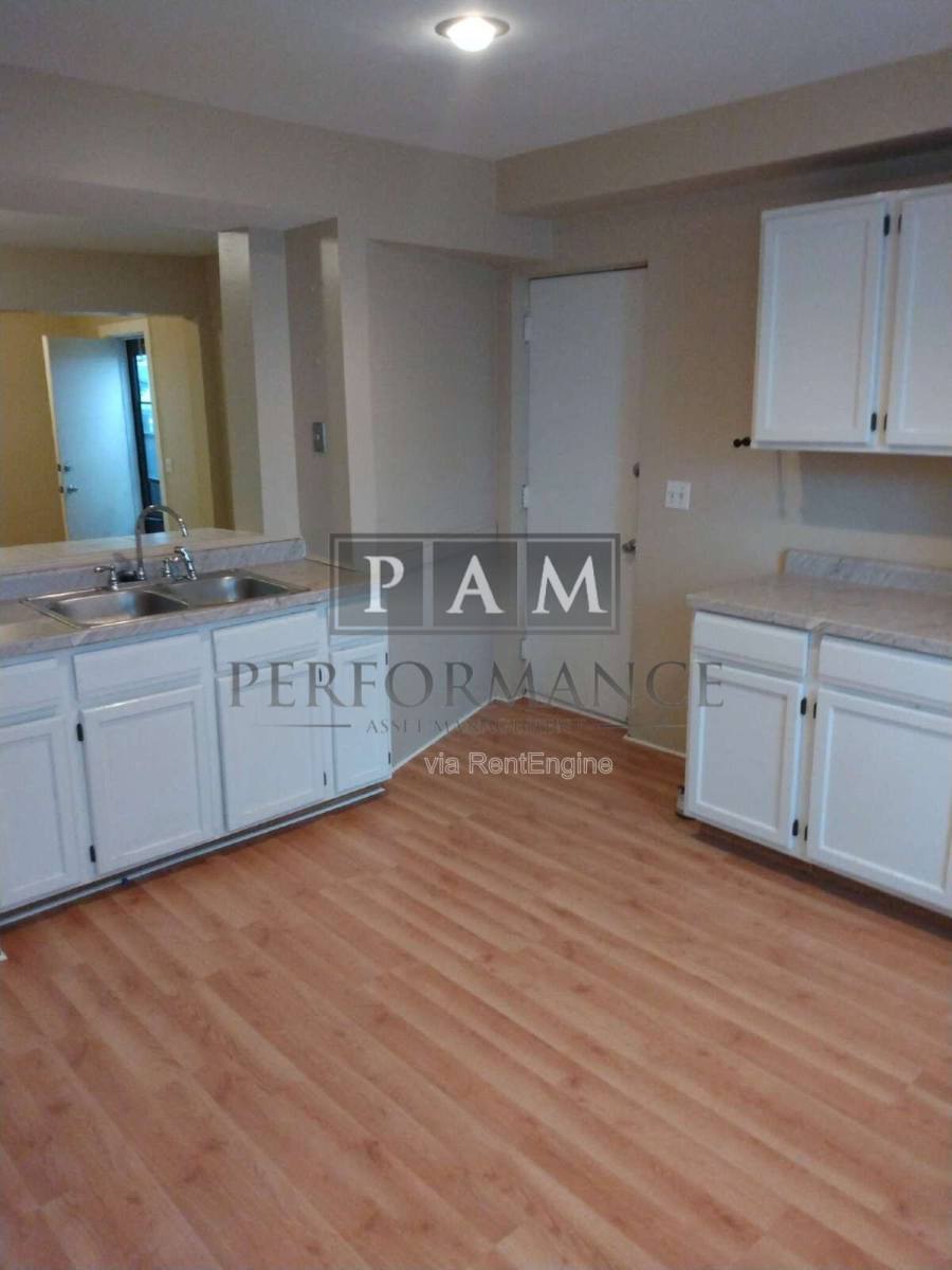 Apartment for rent at 1521 N Jefferson St, Milwaukee, WI 53202