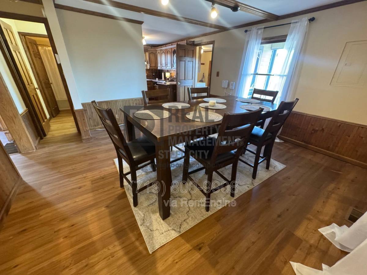 House for rent at 512 W 10th St, Pueblo, CO 81003