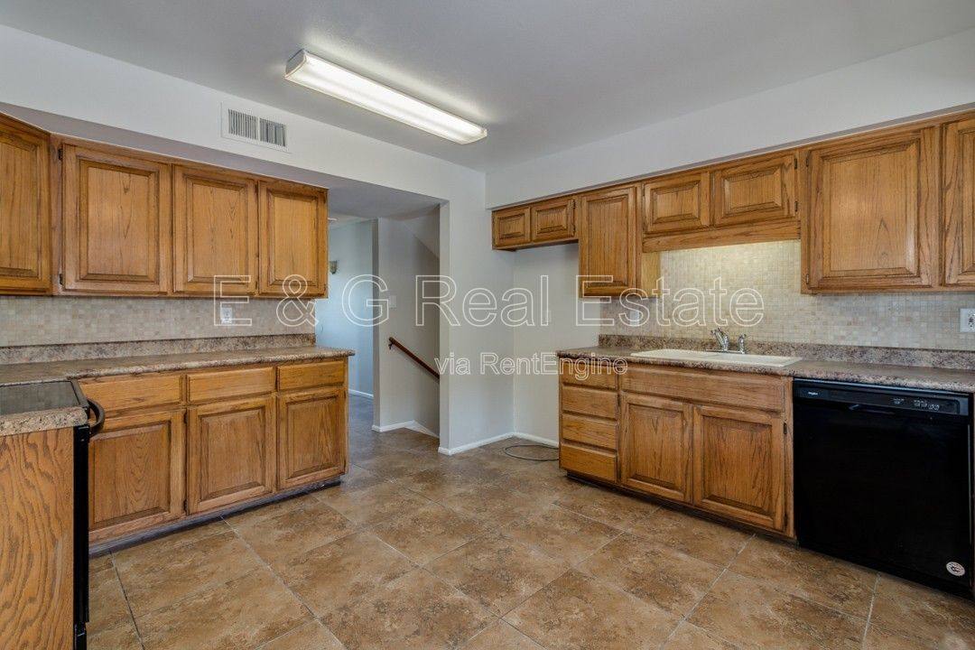 House for rent at 137 E Riviera Dr, Tempe, AZ 85282