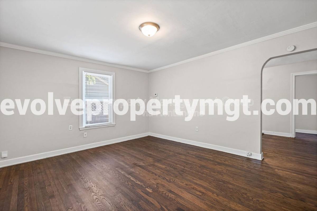 Apartment for rent at 4091 Tutwiler Ave, Memphis, TN 38122