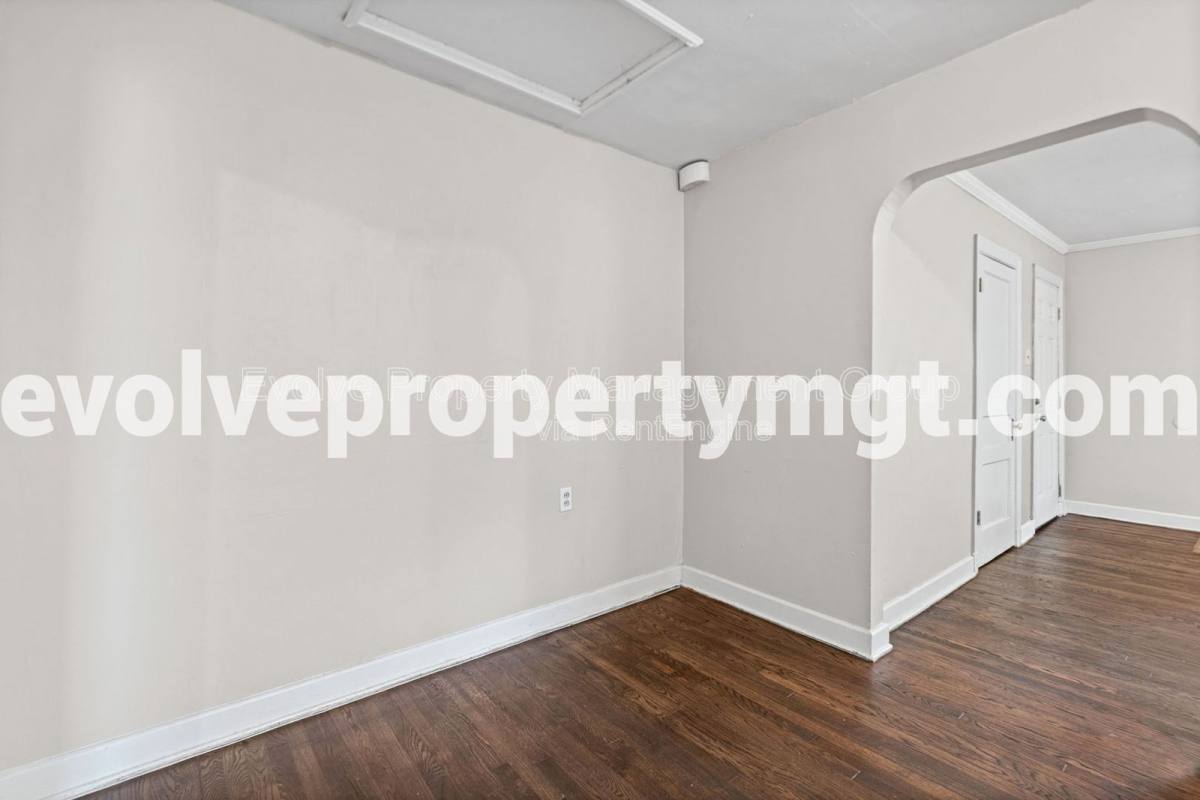 Apartment for rent at 4091 Tutwiler Ave, Memphis, TN 38122