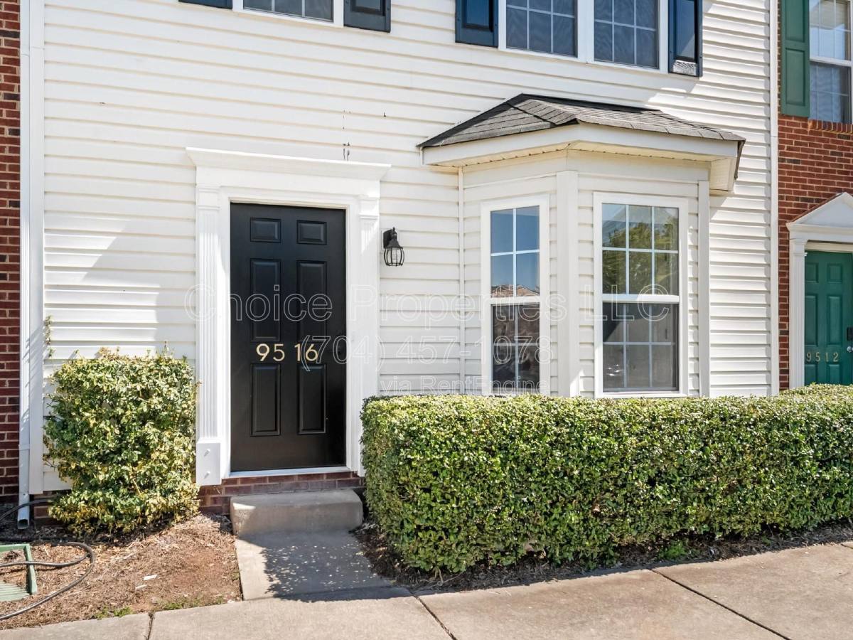 Townhouse for rent at 9516 Drains Bay Court, Charlotte, NC 28214