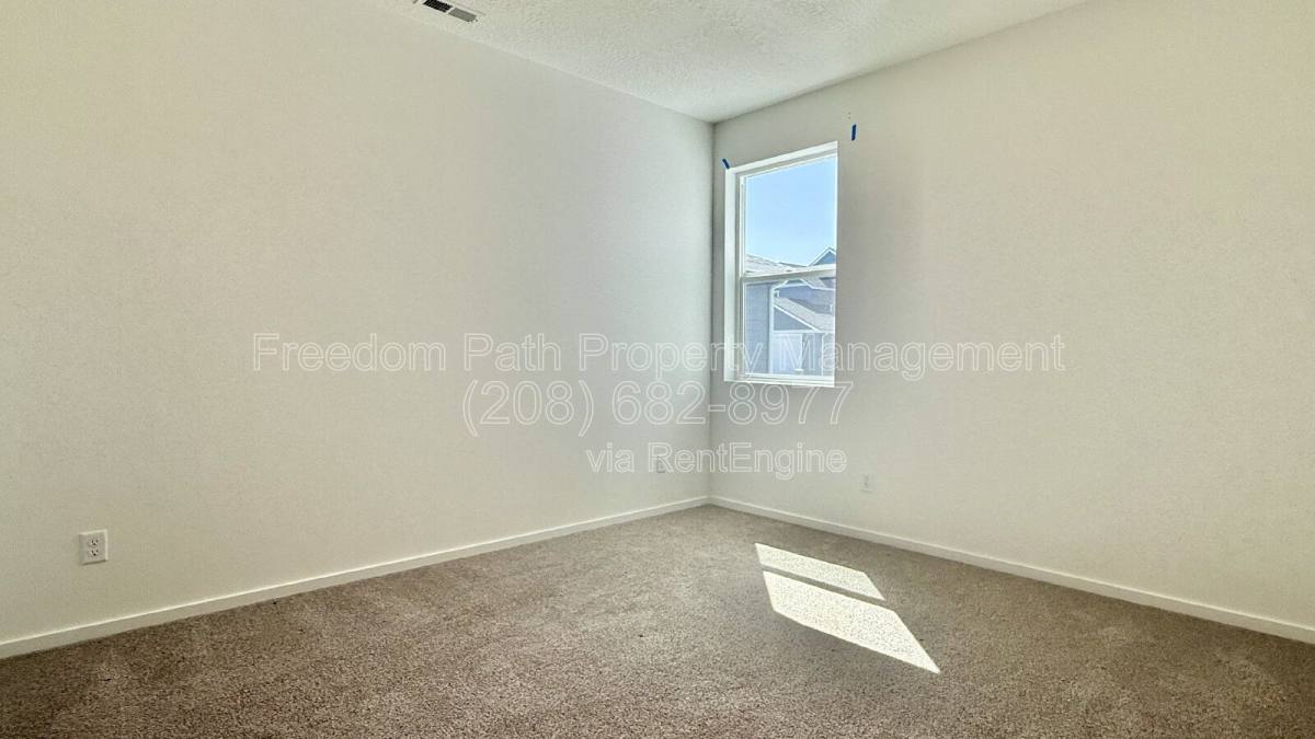 House for rent at 5102 E Norma Ave, Post Falls, ID 83854