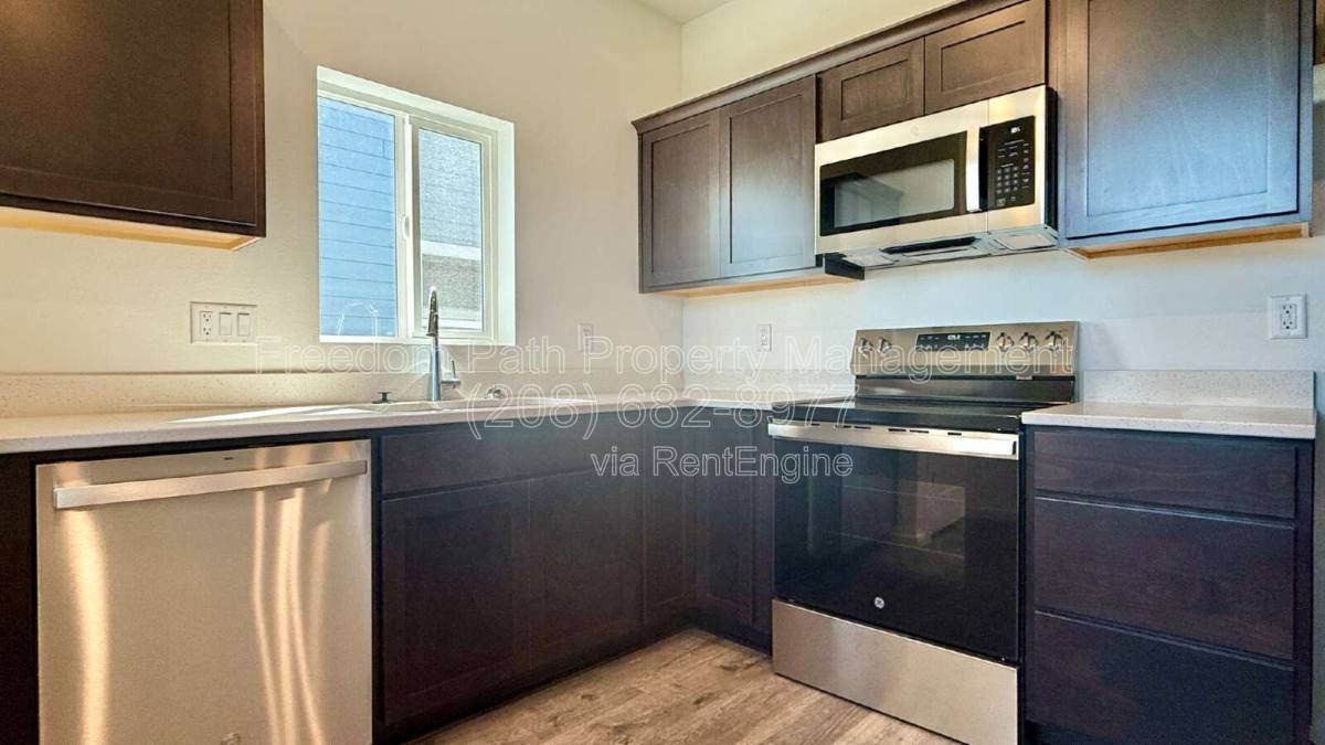 House for rent at 5102 E Norma Ave, Post Falls, ID 83854