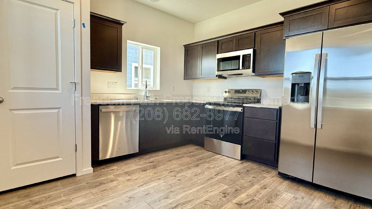 House for rent at 5102 E Norma Ave, Post Falls, ID 83854