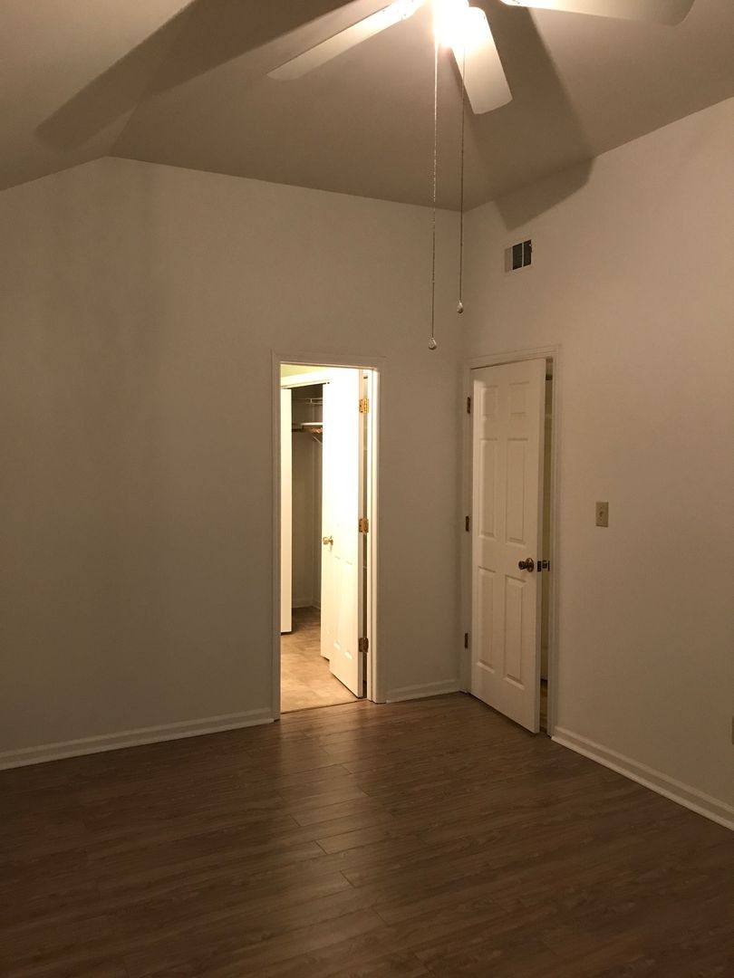 House for rent at 135 Greenwood Lane, Athens, GA 30605