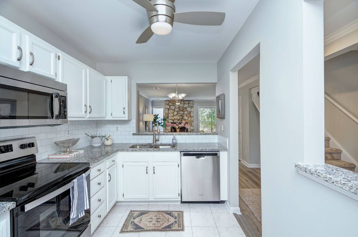 Townhouse for rent at 8268 Golf Ridge Dr, Charlotte, NC 28277
