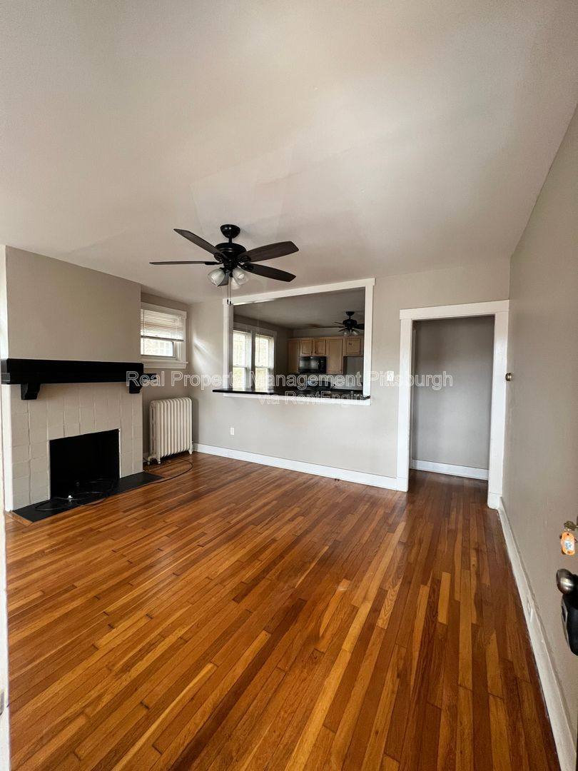 Apartment for rent at 5735 Phillips Ave #1, Pittsburgh, PA 15217