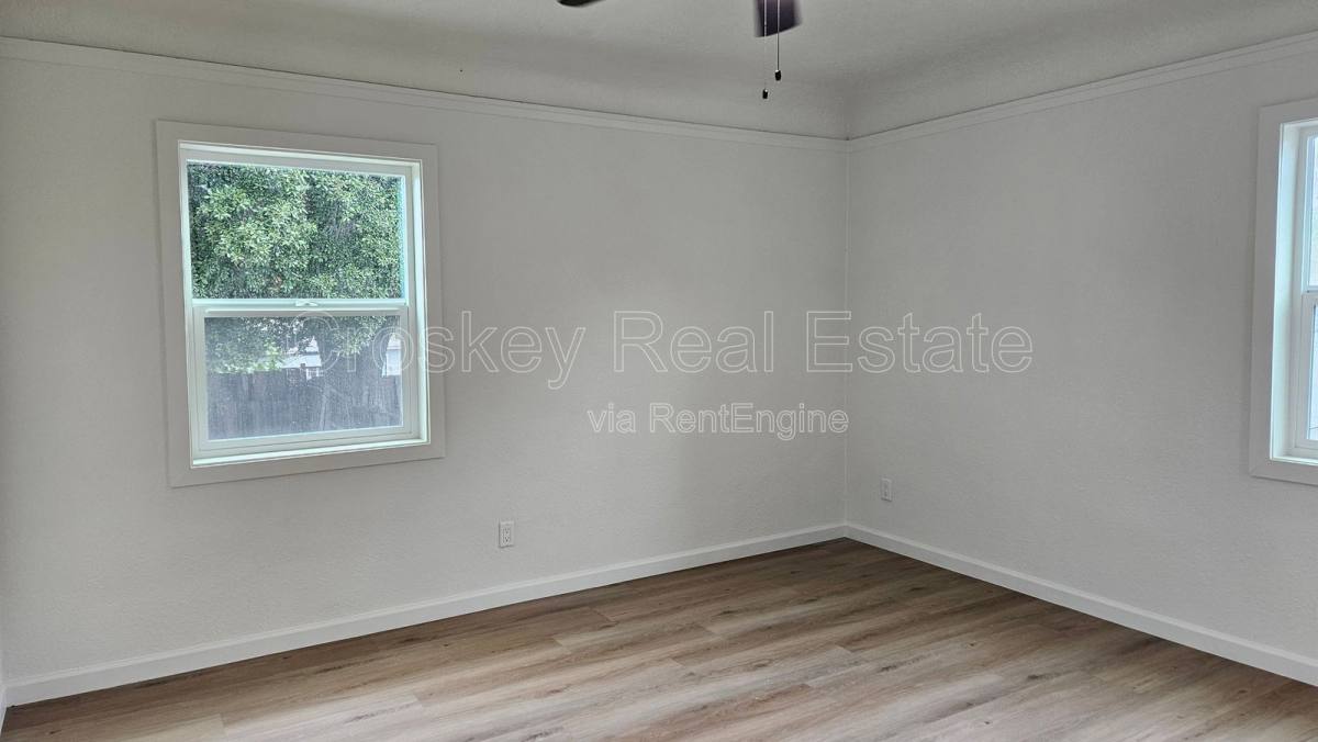 House for rent at 1346 Redwood St, Pittsburg, CA 94565