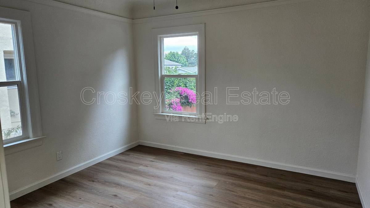 House for rent at 1346 Redwood St, Pittsburg, CA 94565