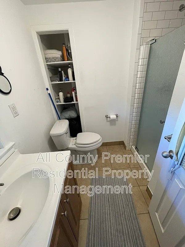 Apartment for rent at 4 Stockton Sergeantsville Rd #3, Stockton, NJ 08559