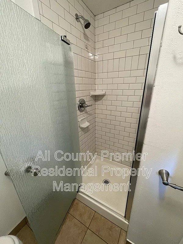 Apartment for rent at 4 Stockton Sergeantsville Rd #3, Stockton, NJ 08559