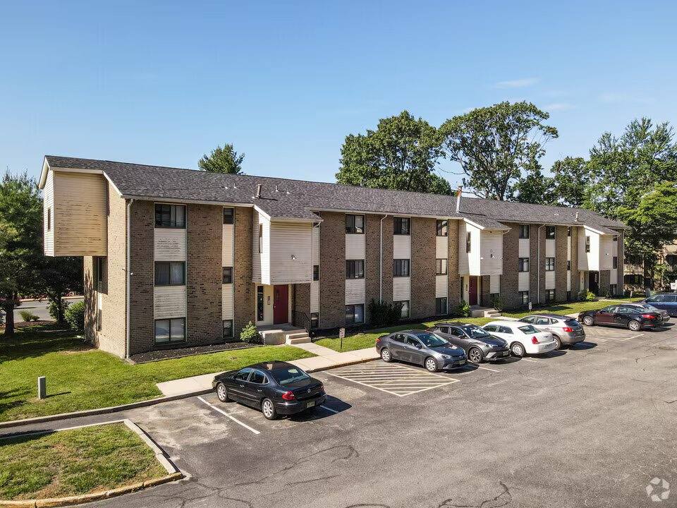 Apartment for rent at 105 Blackwood Clementon Rd, Clementon, NJ 08021