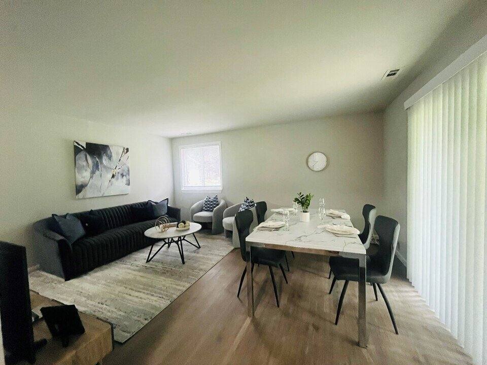 Apartment for rent at 105 Blackwood Clementon Rd, Clementon, NJ 08021