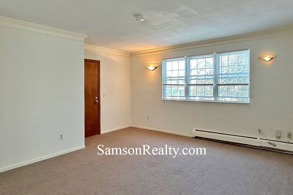 Apartment for rent at 45 Woodward #B, East Providence, RI 02914