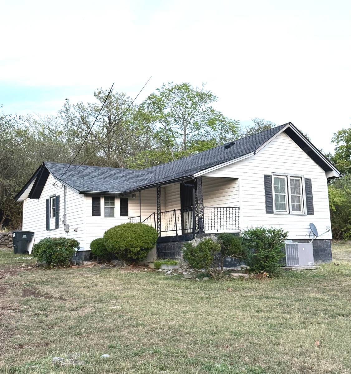 House for rent at 3734 John Mallette Dr, Nashville, TN 37218