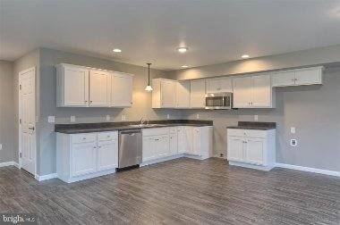Townhouse for rent at 18 Chloe Dr, Myerstown, PA 17067