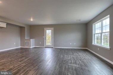 Townhouse for rent at 18 Chloe Dr, Myerstown, PA 17067