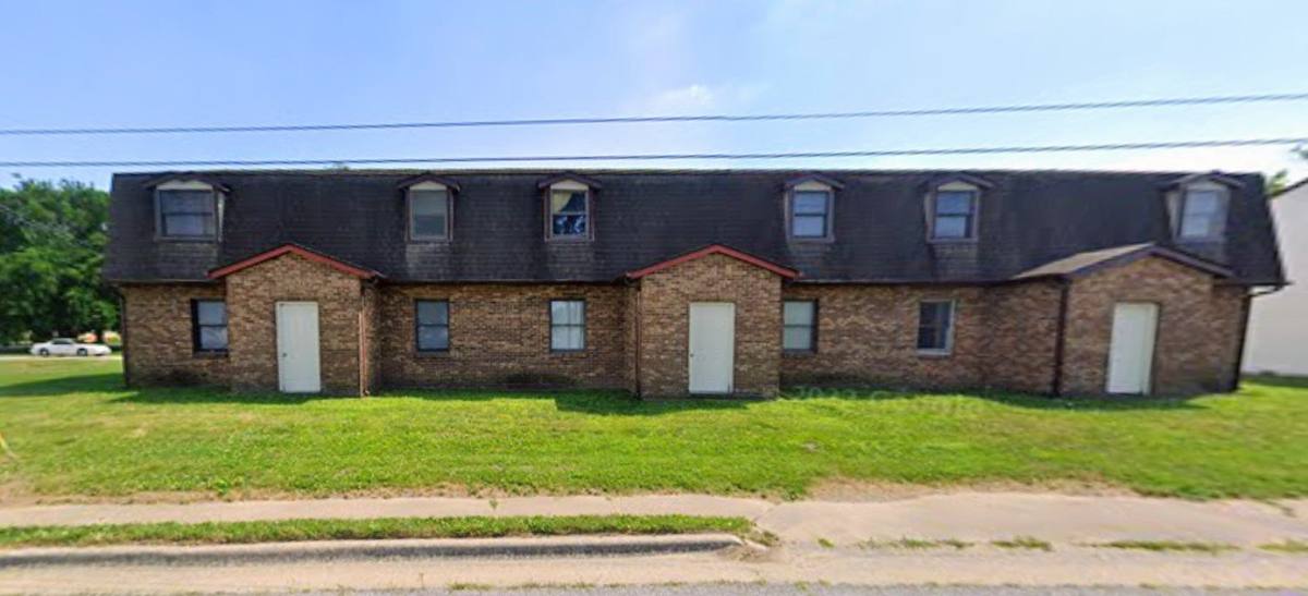 Townhouse for rent at 1524 Jerome Lane #36, East Saint Louis, IL 62206