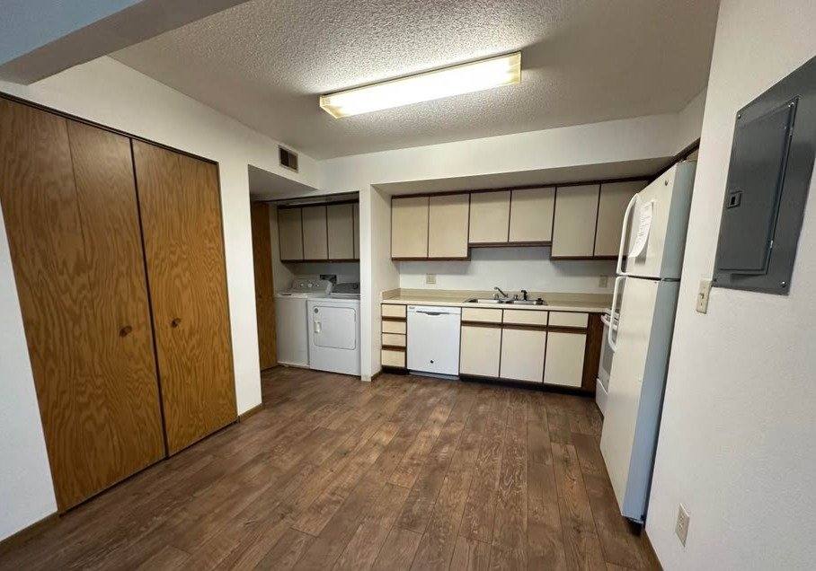 Condo for rent at 404 Peterson, Iowa City, IA 52245
