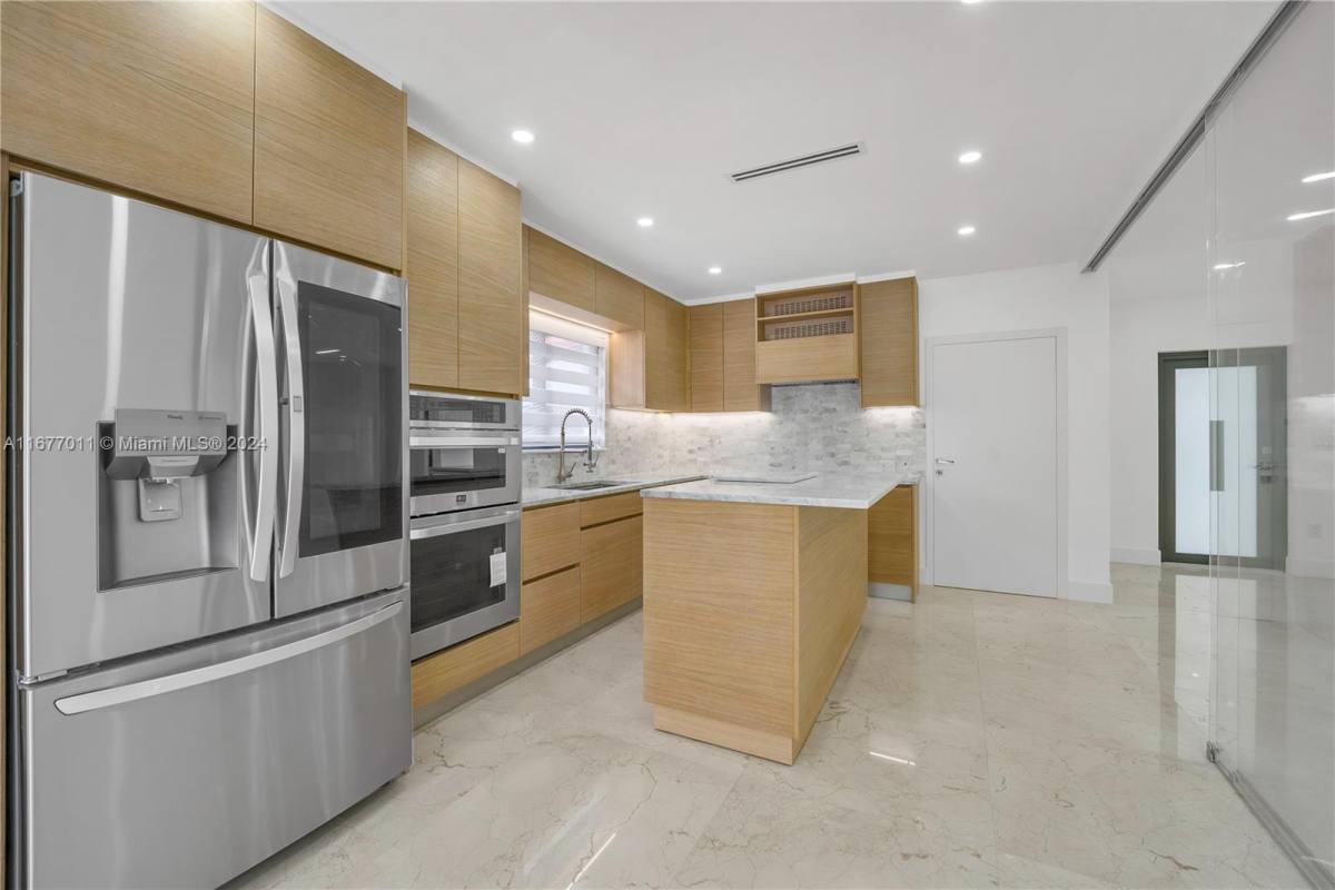 House for rent at 728 Majorca Ave, Miami, FL 33134