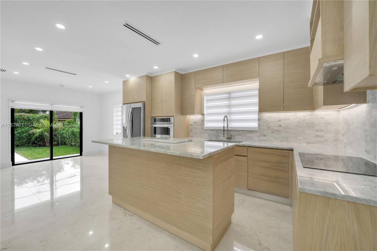 House for rent at 728 Majorca Ave, Miami, FL 33134
