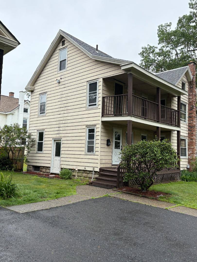 Townhouse for rent at 40 Allen St #2, Greenfield, MA 01301