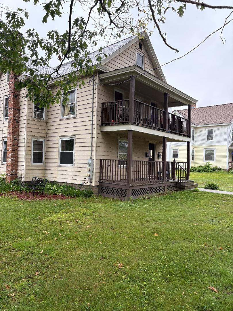 Townhouse for rent at 40 Allen St #2, Greenfield, MA 01301