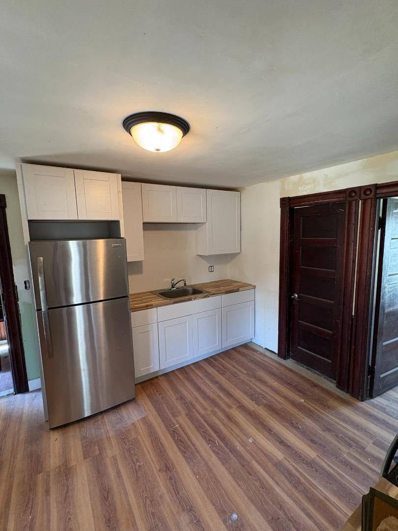 Townhouse for rent at 40 Allen St #2, Greenfield, MA 01301
