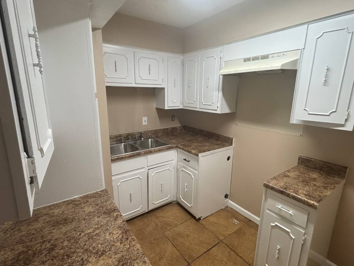Townhouse for rent at 4781 Way, Memphis, TN 38118